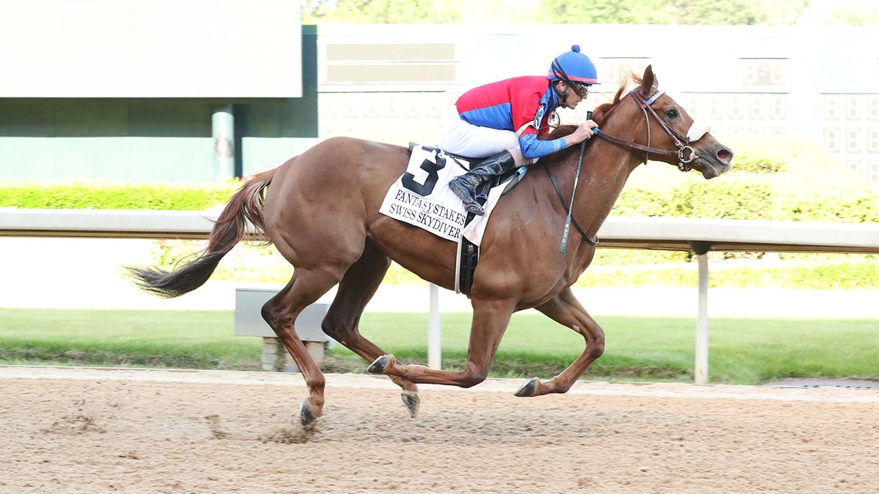 Champion Swiss Skydiver faces stern test in Beholder Mile return
