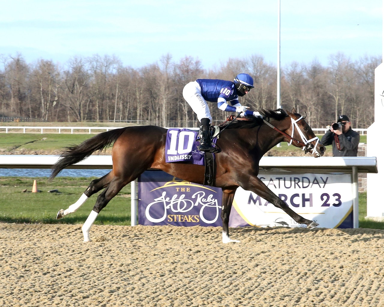 Endlessly rolls in Jeff Ruby Steaks but may bypass Kentucky Derby