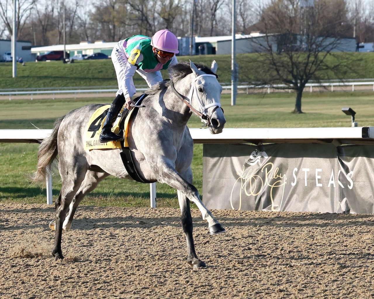 Final Gambit wins the Jeff Ruby Steaks at Turfway Park.