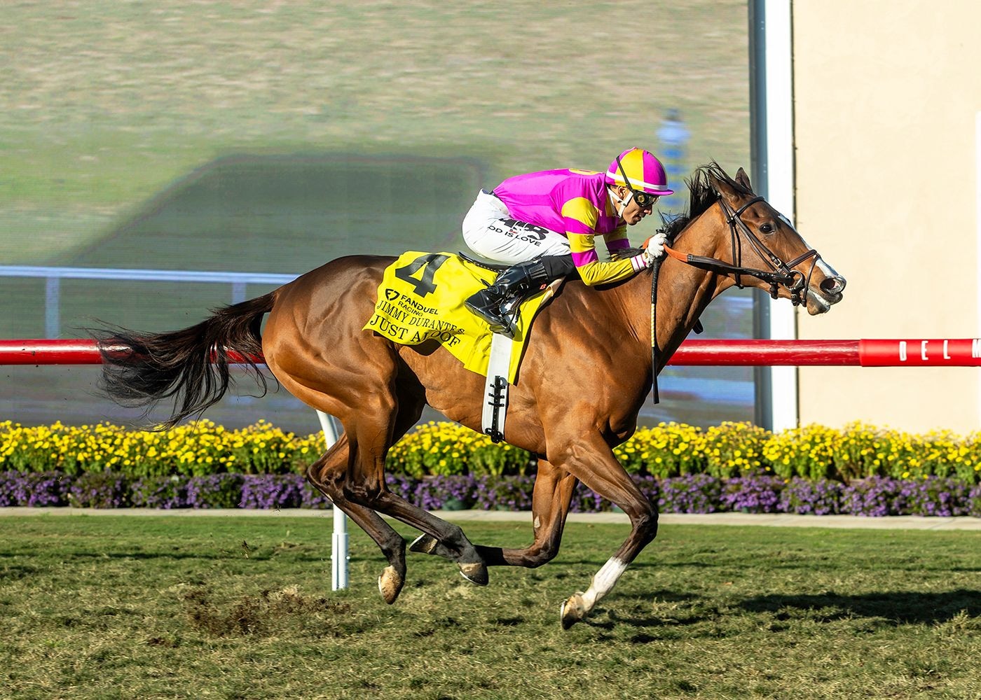 Just Aloof wins the Jimmy Durante (G3)