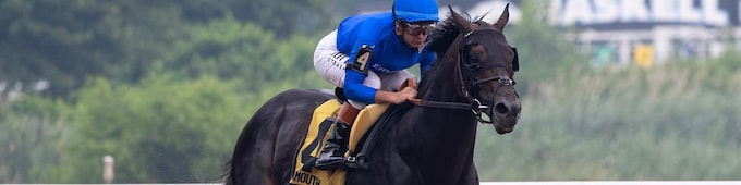 Knightsbridge, Splendora air at Monmouth