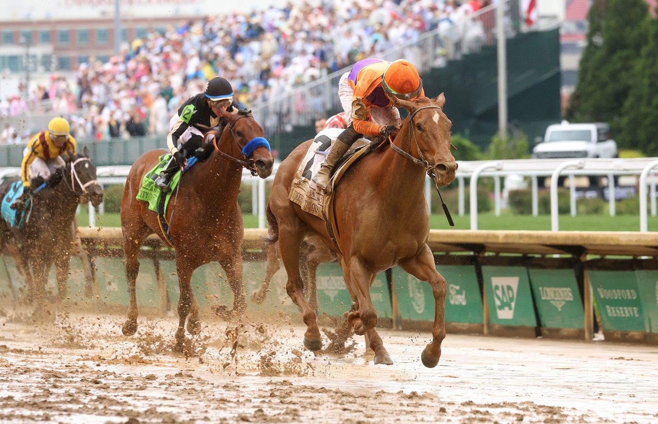 Kopion winning the Derby City Distaff (G1) at Churchill Downs