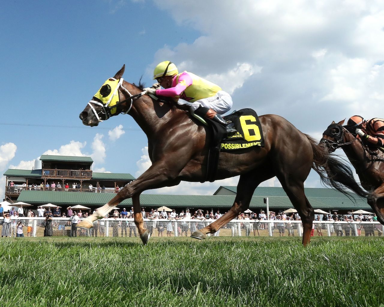 Possiblemente wins the Kentucky Downs Turf Sprint at Kentucky Downs.
