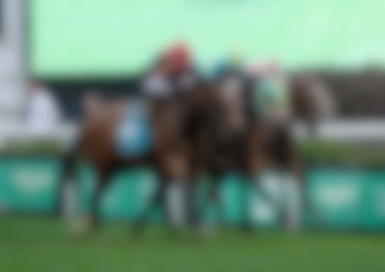 Simply in Front winning the Churchill Distaff Turf Mile (G2) at Churchill Downs