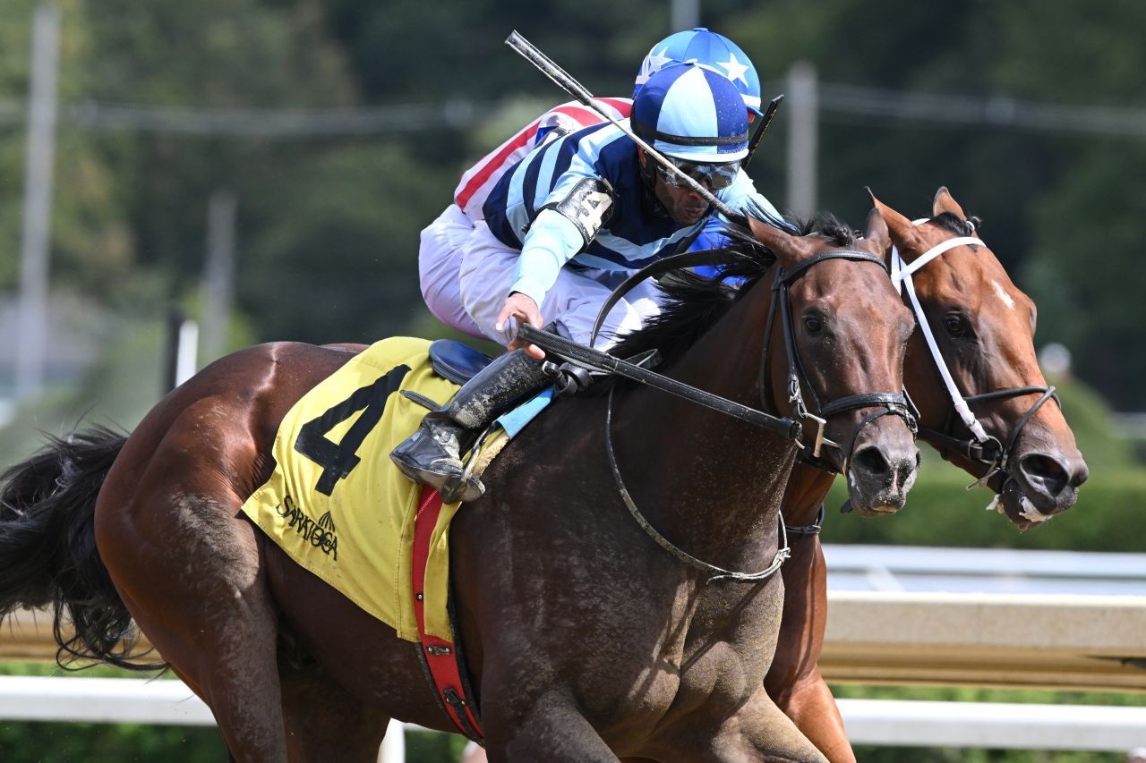Talkin breaking his maiden at Saratoga.
