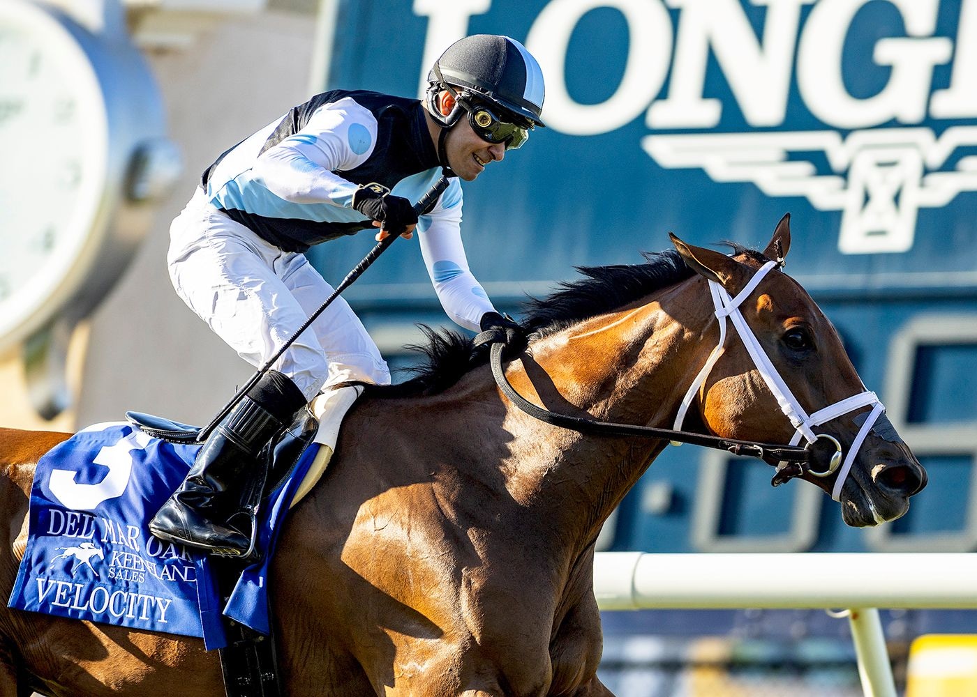 Velocity sparks $72 upset in Del Mar Oaks