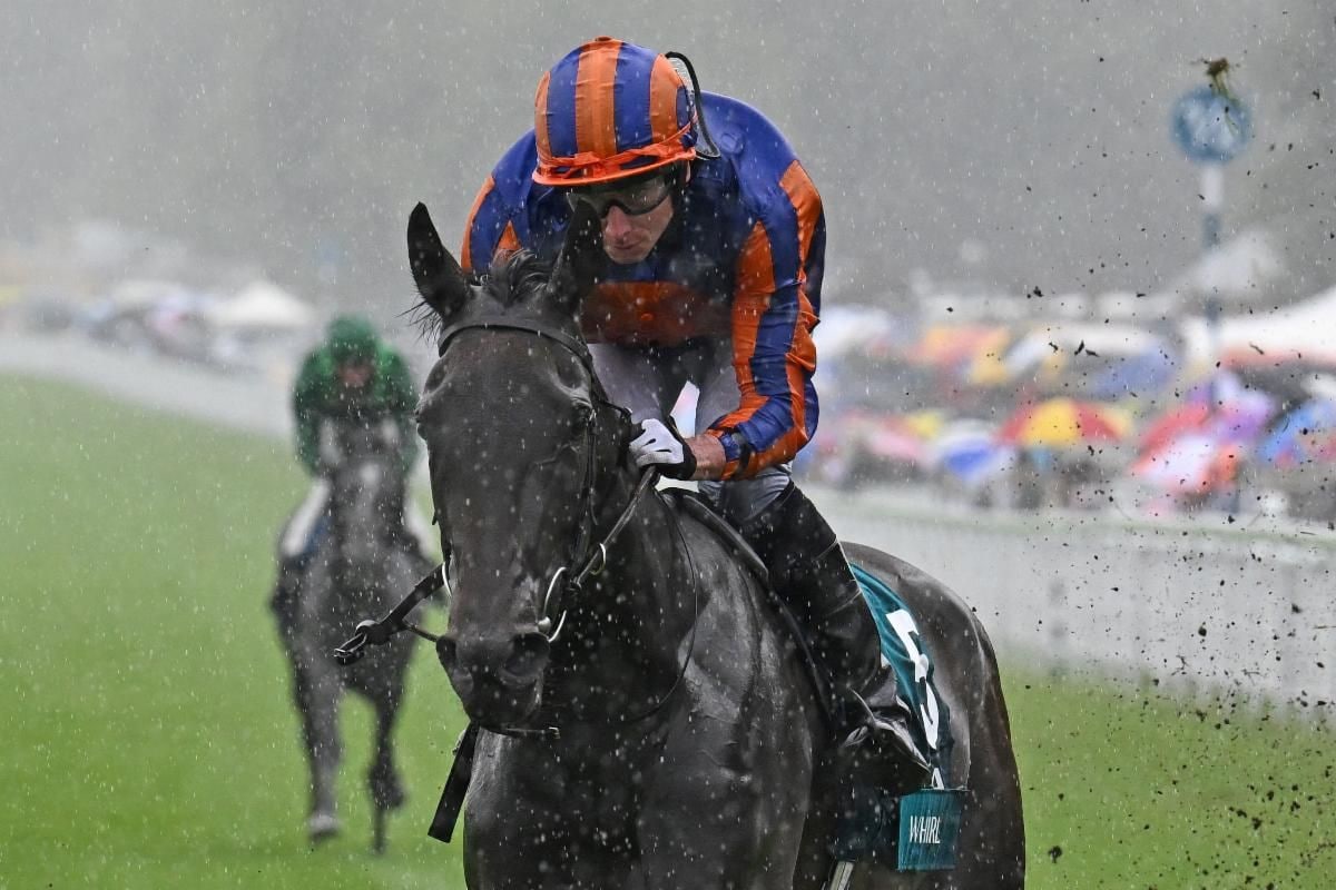 Whirl all the way in Nassau over heavy going at Goodwood