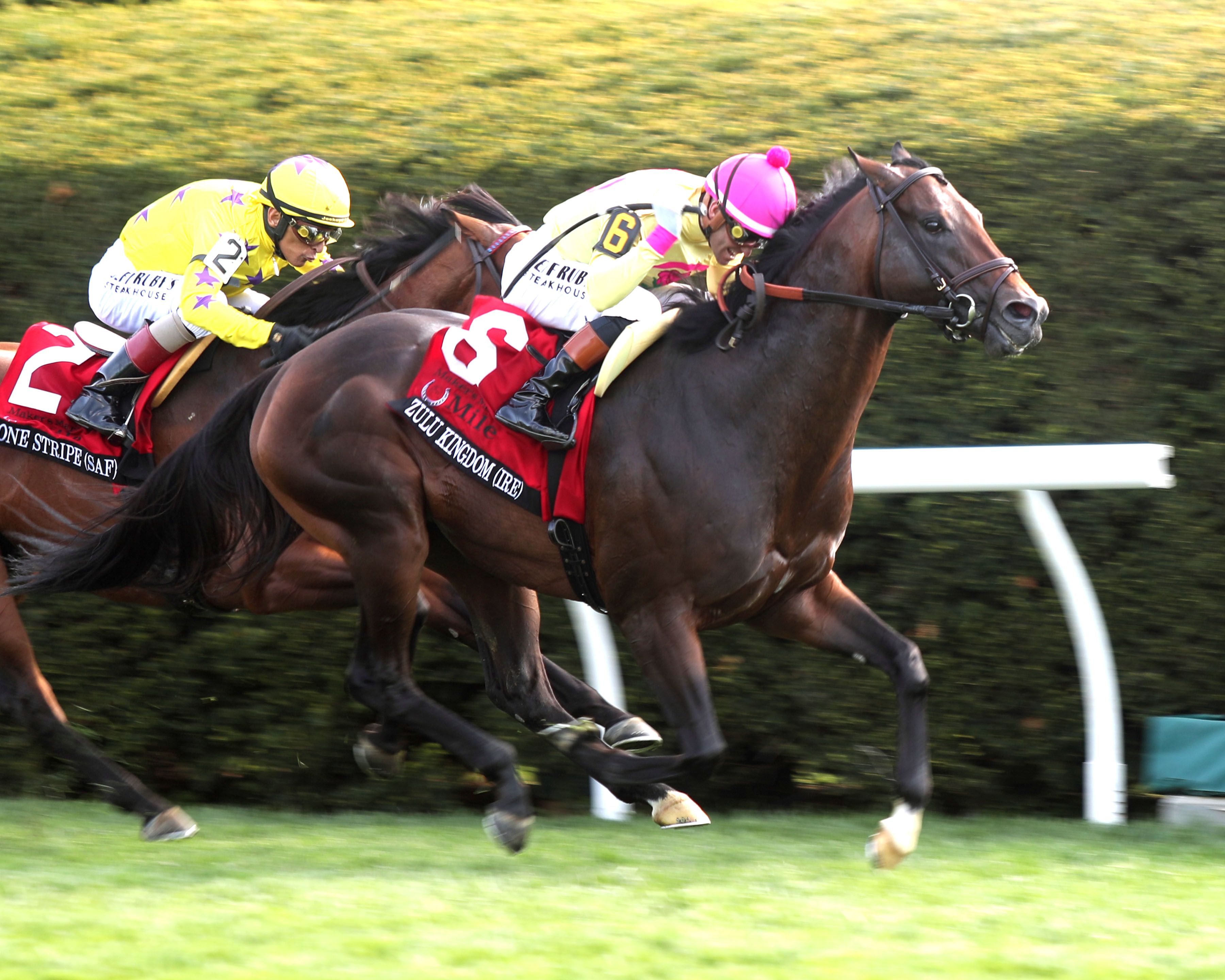 Zulu Kingdom wins the makers Mark Mile at Keeenalnd.