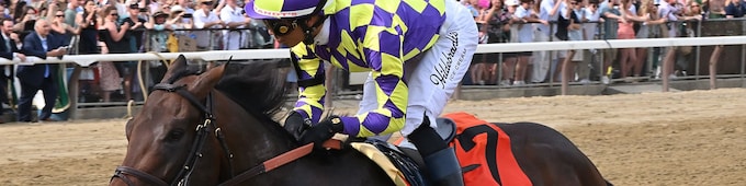 Englishman equals track record in Woody Stephens romp